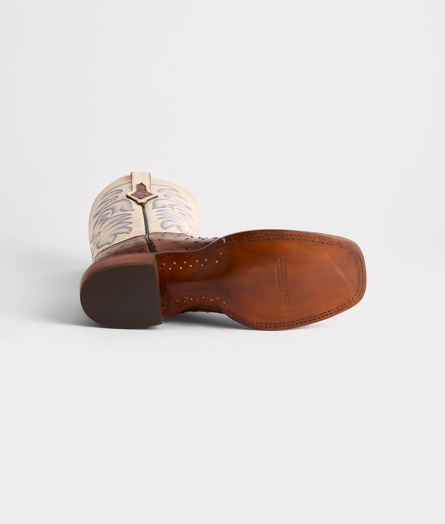 The Caller :: Sienna - Image 7