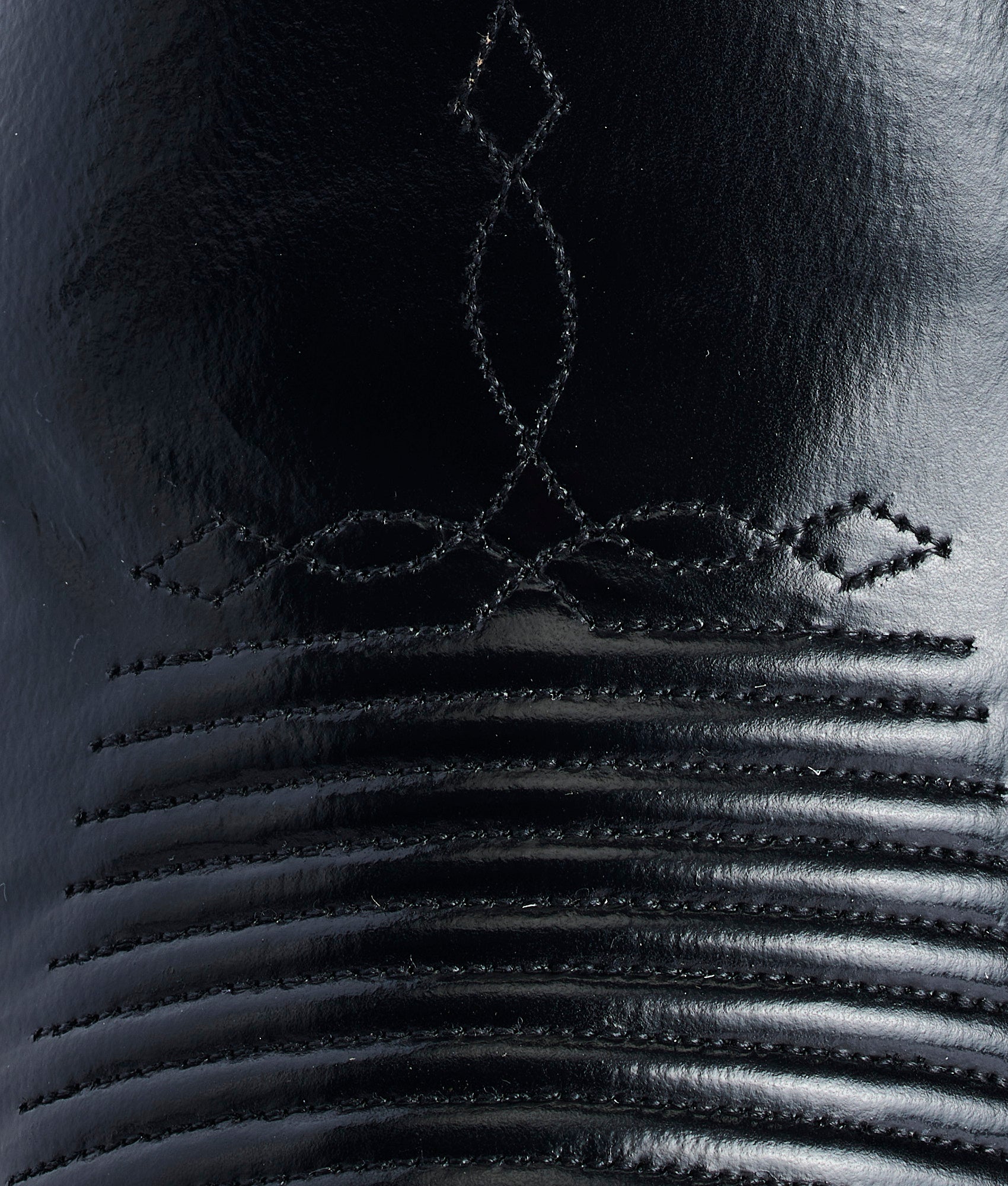 Gavin :: Black - Image 8