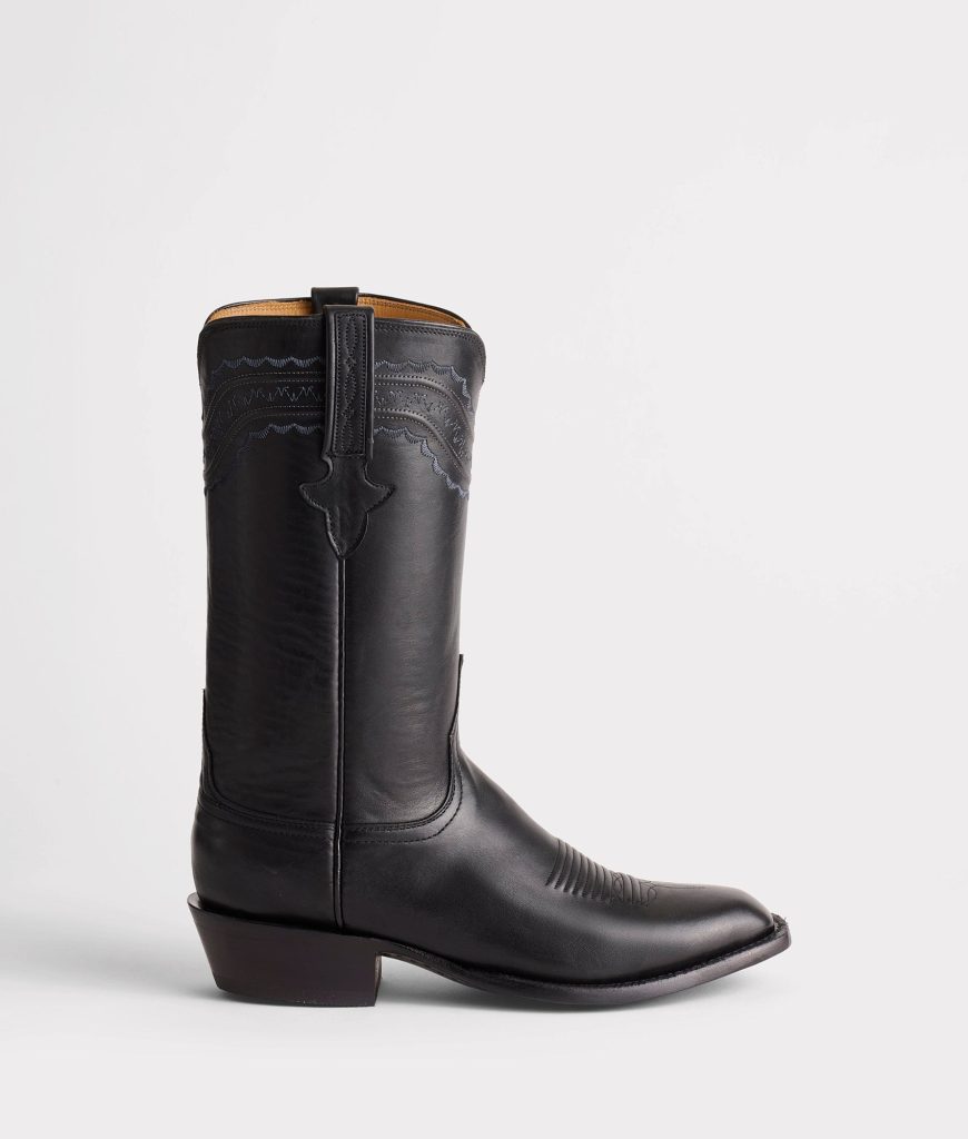 Devin :: Black