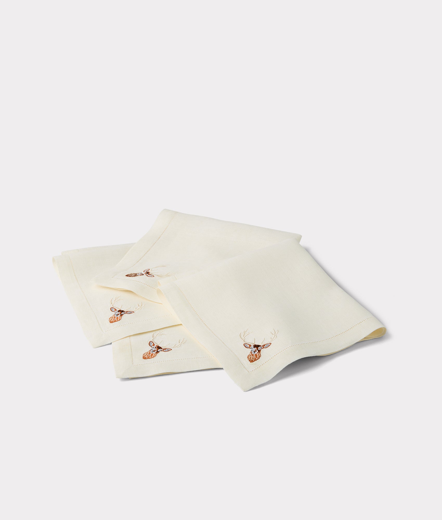 Stag Dinner Napkins - Set of Four :: Ecru